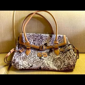 Guess purse